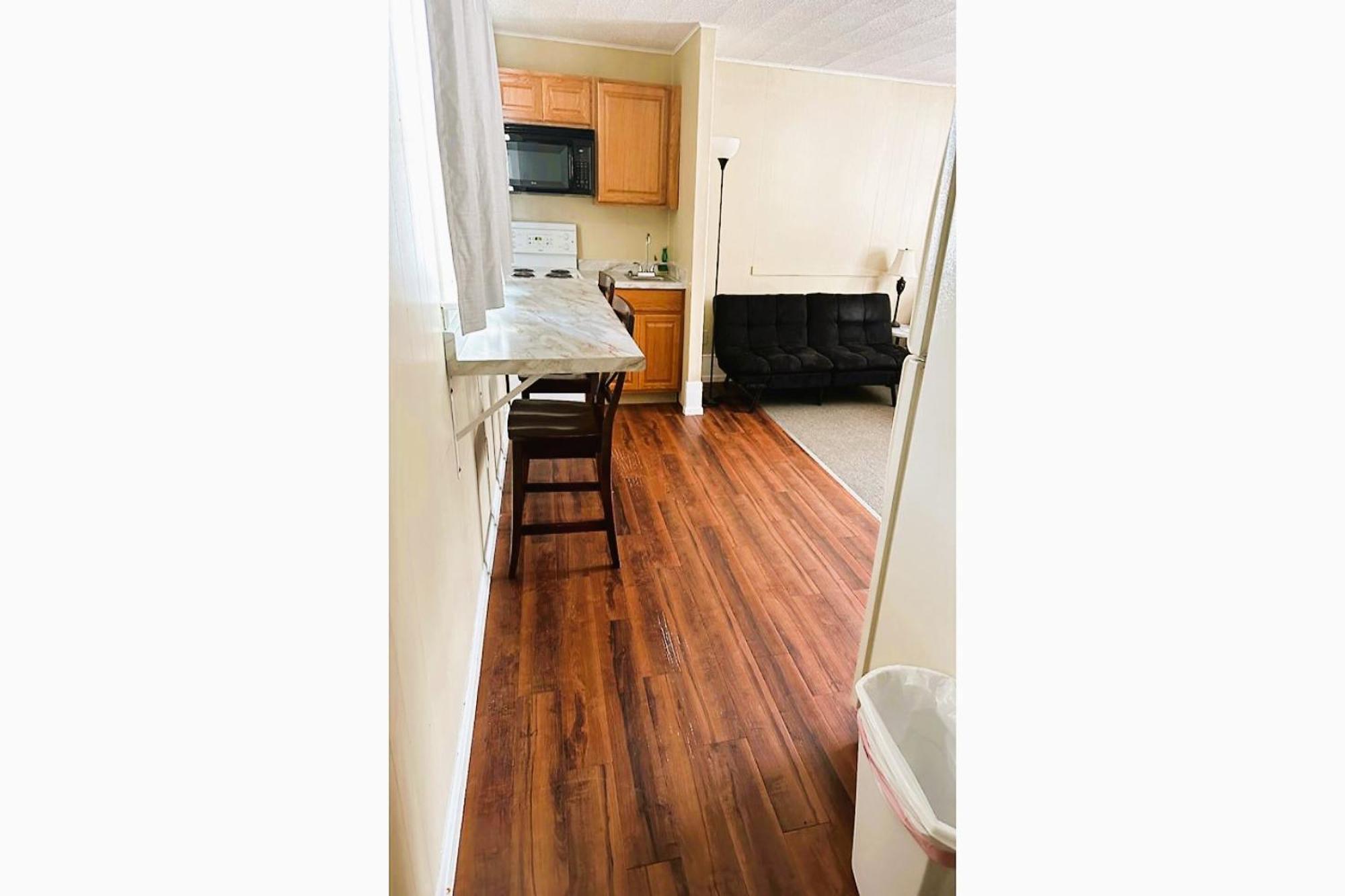 Love Hotels Timberline By Oyo Lake Superior Ironwood Esterno foto